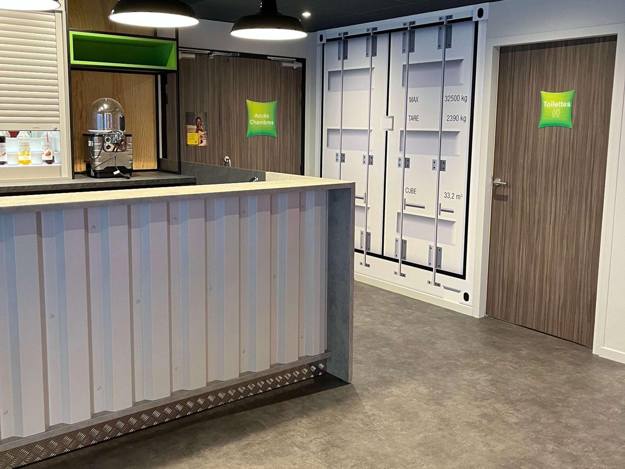 Hotel Ibis Styles Bourbon Lancy Zewnętrze zdjęcie