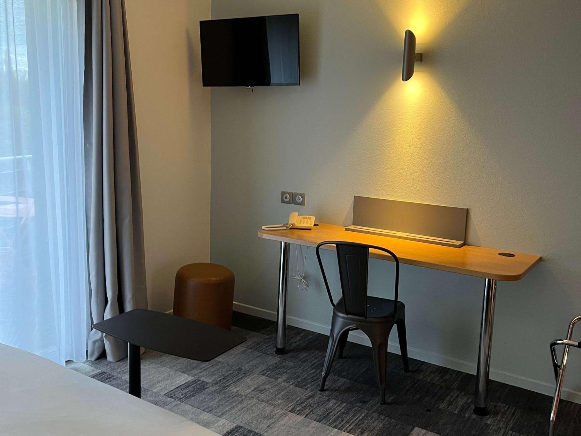 Hotel Ibis Styles Bourbon Lancy Zewnętrze zdjęcie